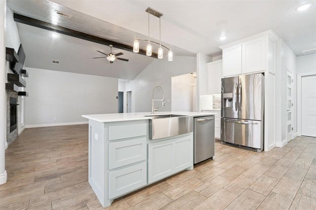 5334 NE Bobcat Trl, Elgin, OK 73538