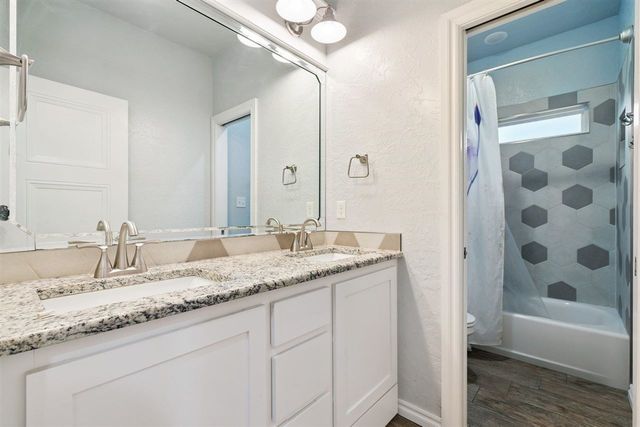 5334 NE Bobcat Trl, Elgin, OK 73538