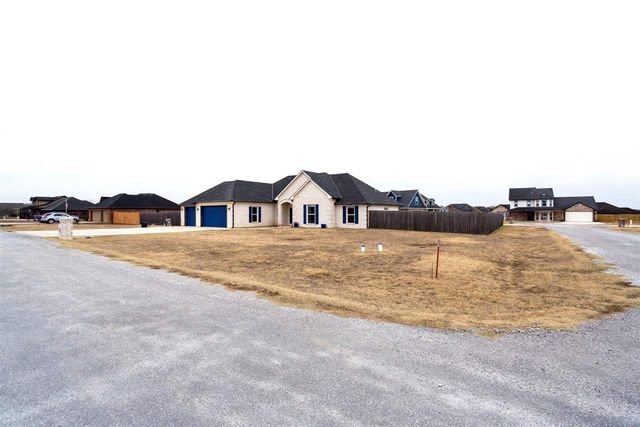 5334 NE Bobcat Trl, Elgin, OK 73538