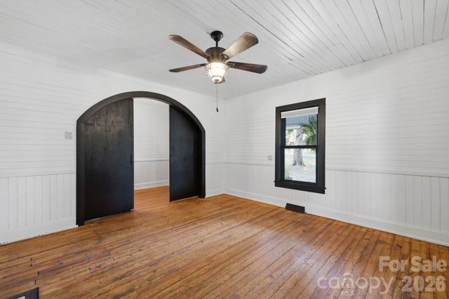 1953 NC Hwy 47 Highway, Lexington, NC 27292