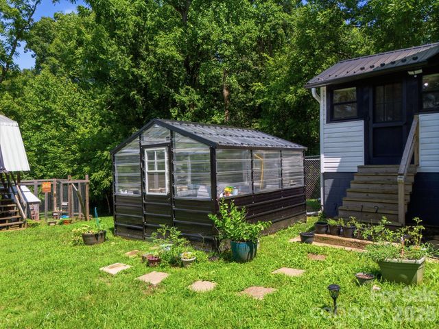 1953 NC Hwy 47 Highway, Lexington, NC 27292