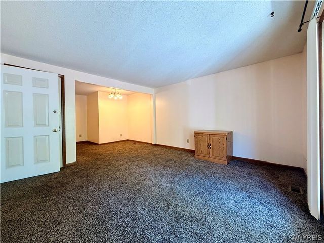 4619 Chestnut Ridge Road L, Amherst, NY 14228