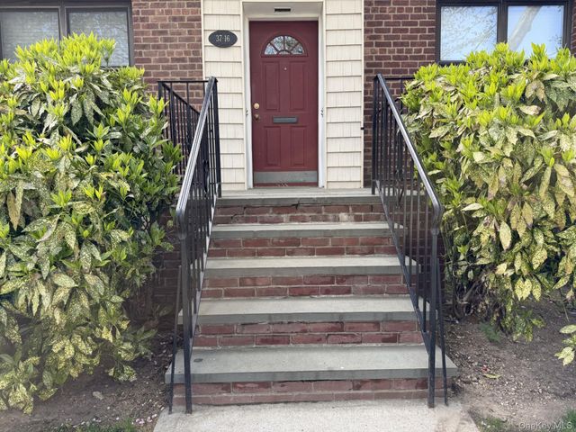 37-16 191st Street 152, Flushing, NY 11358