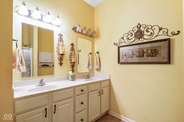 1366 Hamilton Drive, Greenwood, IN 46143
