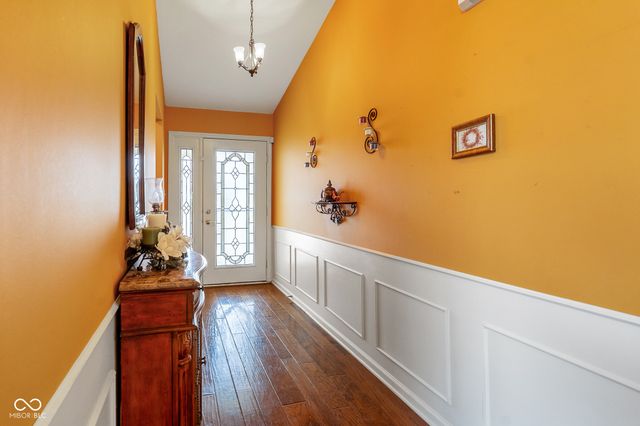 1366 Hamilton Drive, Greenwood, IN 46143