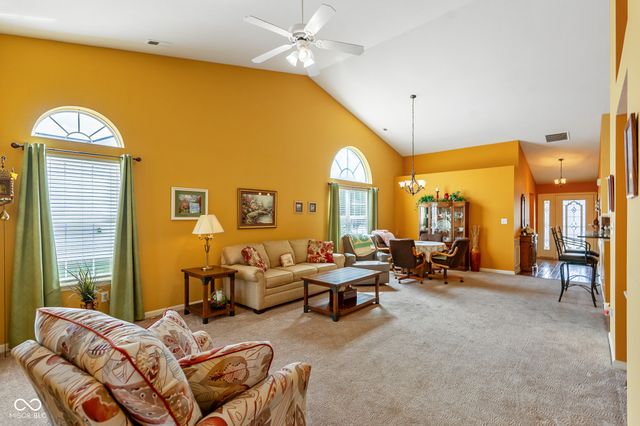 1366 Hamilton Drive, Greenwood, IN 46143