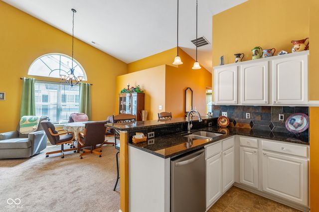 1366 Hamilton Drive, Greenwood, IN 46143