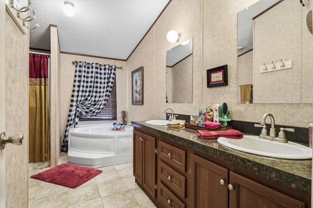 851 VZ County Road 3110, Edgewood, TX 75117