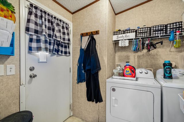 851 VZ County Road 3110, Edgewood, TX 75117