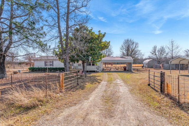 851 VZ County Road 3110, Edgewood, TX 75117