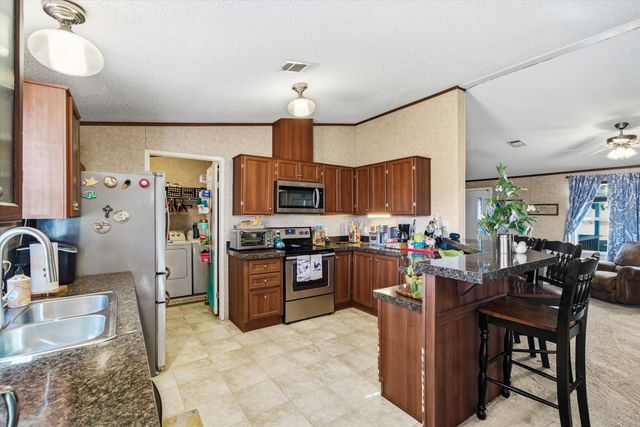 851 VZ County Road 3110, Edgewood, TX 75117