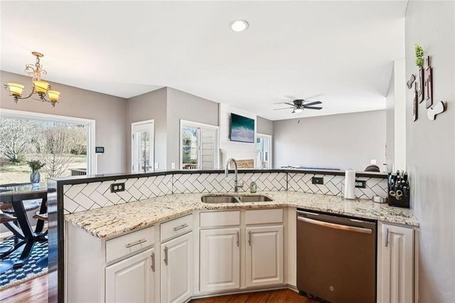 4980 Hyde Ct, Cumming, GA 30040