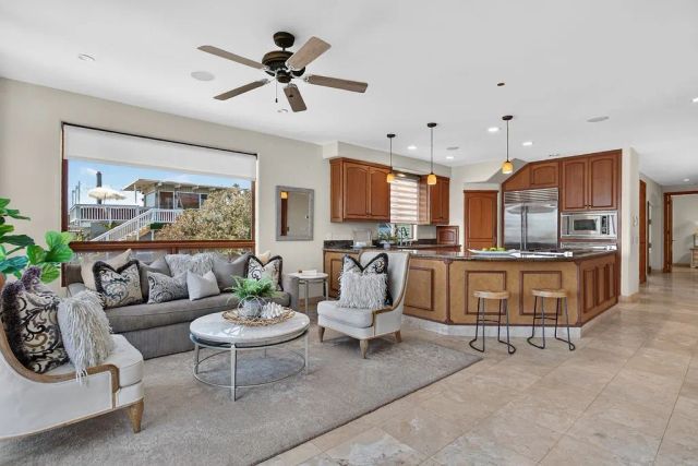16735 Bayview Drive, Huntington Beach, CA 92649