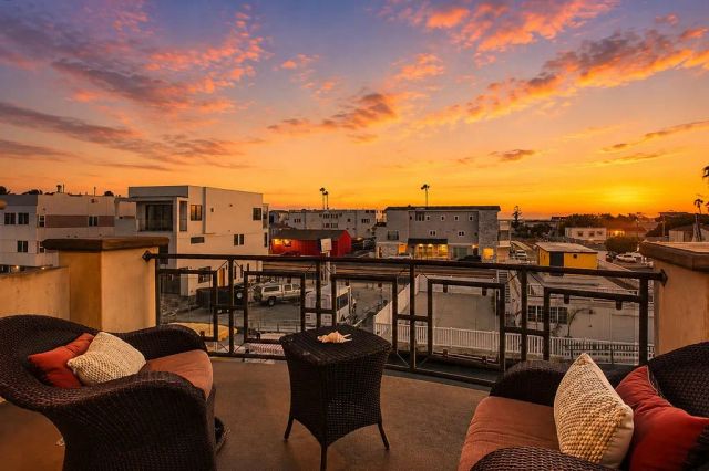 16735 Bayview Drive, Huntington Beach, CA 92649