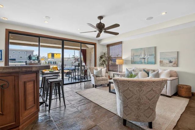 16735 Bayview Drive, Huntington Beach, CA 92649