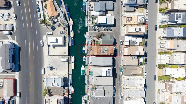 16735 Bayview Drive, Huntington Beach, CA 92649