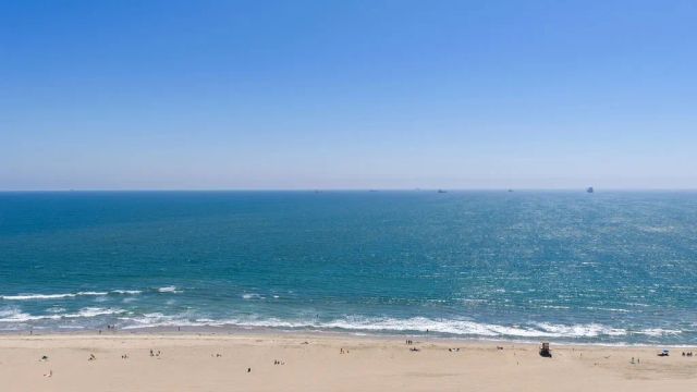 16735 Bayview Drive, Huntington Beach, CA 92649