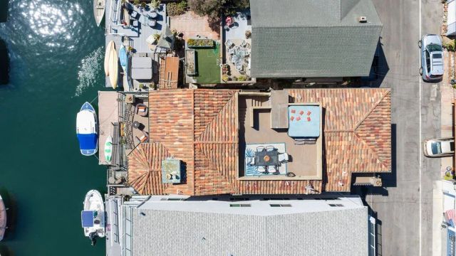 16735 Bayview Drive, Huntington Beach, CA 92649