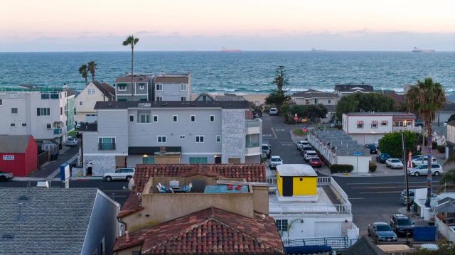 16735 Bayview Drive, Huntington Beach, CA 92649