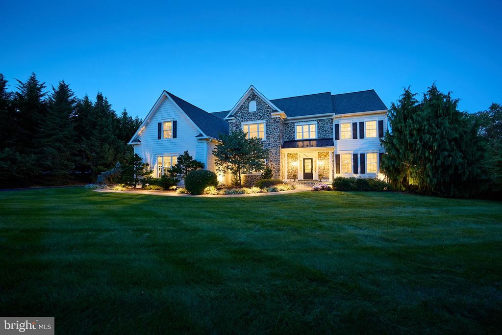 48 LILY POND LN, CHESTER SPRINGS, PA 19425 — photo 2