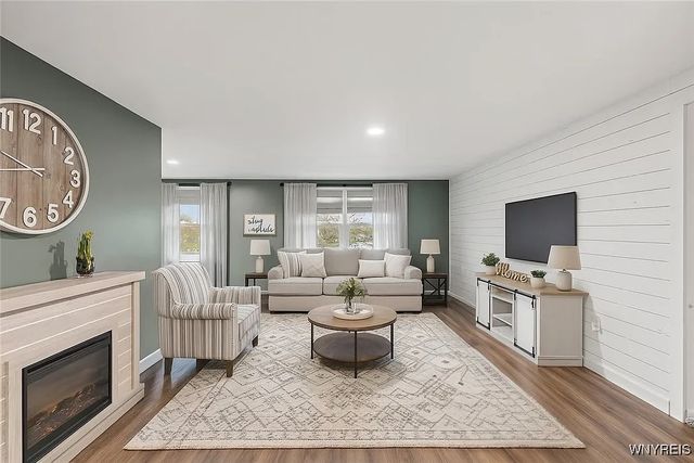 65 Guilford Lane 5, Amherst, NY 14221