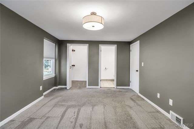 65 Guilford Lane 5, Amherst, NY 14221