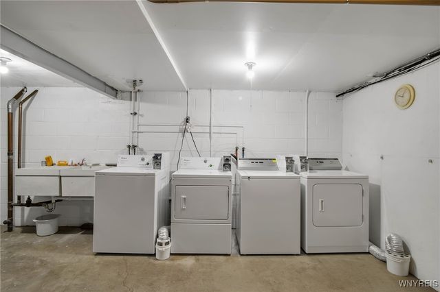 65 Guilford Lane 5, Amherst, NY 14221