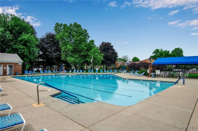 65 Guilford Lane 5, Amherst, NY 14221