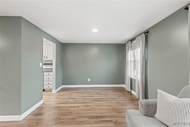 65 Guilford Lane 5, Amherst, NY 14221