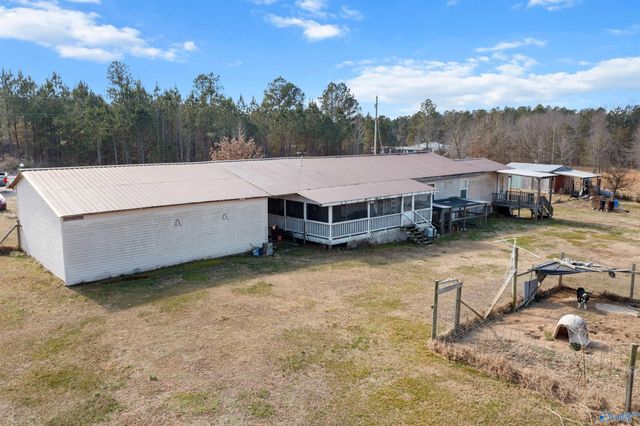 2962 County Road 140, Ider, AL 35981