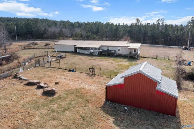 2962 County Road 140, Ider, AL 35981
