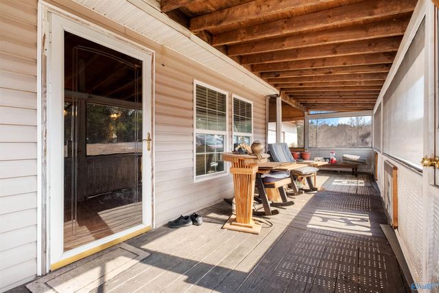 2962 County Road 140, Ider, AL 35981