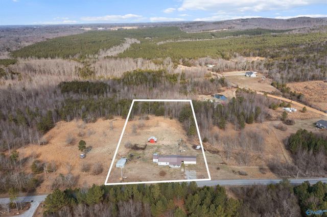 2962 County Road 140, Ider, AL 35981