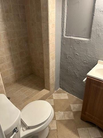 418 Holly SE Drive, Atlanta, GA 30354