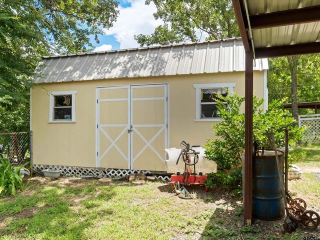 2811 medlin Rd, Gilmer, TX 75645