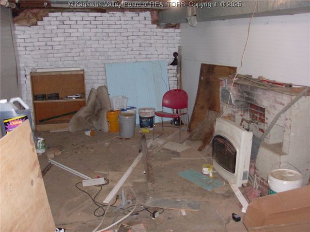 729 York Avenue, Charleston, WV 25387