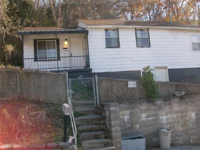 729 York Avenue, Charleston, WV 25387