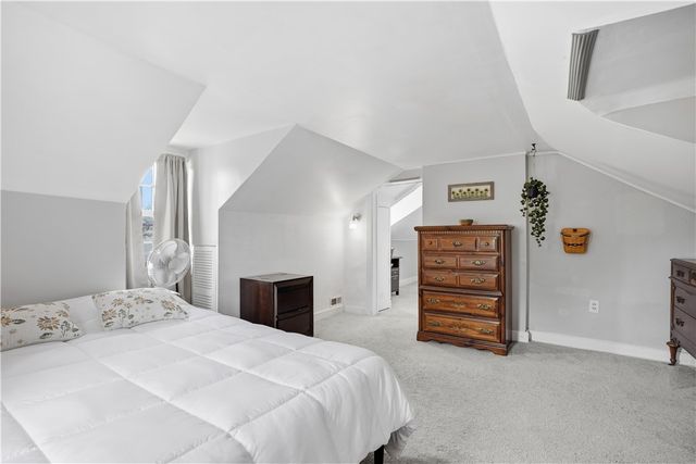 164 W Pittsburgh Street, Delmont, PA 15626