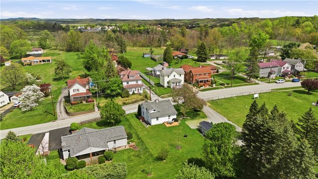 164 W Pittsburgh Street, Delmont, PA 15626