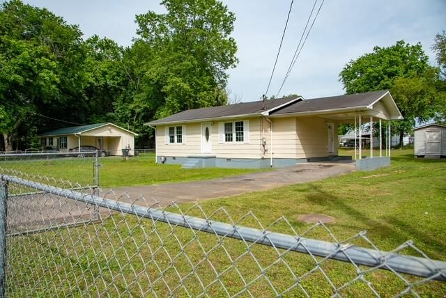 490 Scoggins Street, Summerville, GA 30747