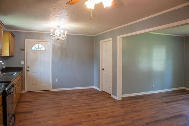 490 Scoggins Street, Summerville, GA 30747