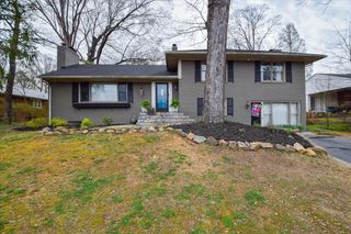 3068 Sedgefield RD, Roanoke, VA 24015