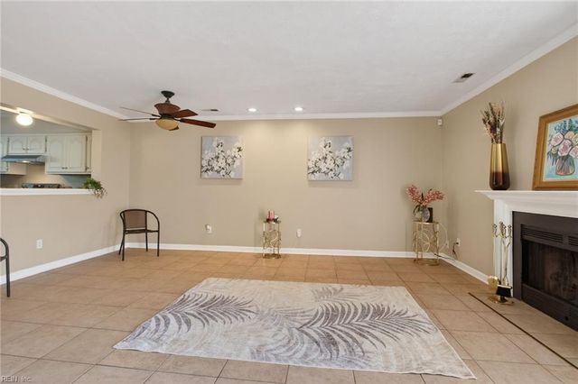 452 Rivers Ridge CIR, Newport News, VA 23608