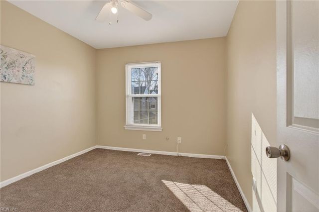 452 Rivers Ridge CIR, Newport News, VA 23608