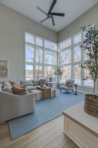 12 Forest Trail, Mahtomedi, MN 55115