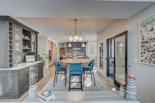 12 Forest Trail, Mahtomedi, MN 55115