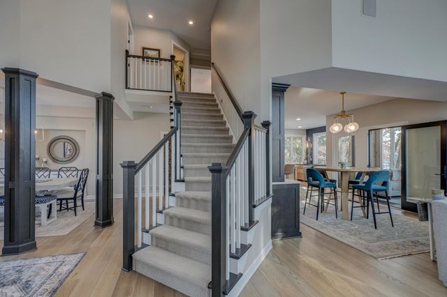 12 Forest Trail, Mahtomedi, MN 55115