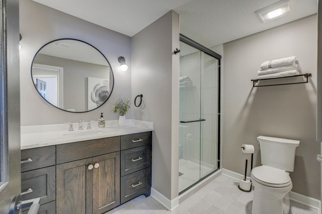 12 Forest Trail, Mahtomedi, MN 55115