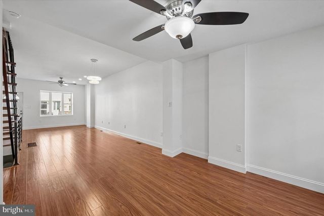 2544 S WATTS ST, Philadelphia, PA 19148