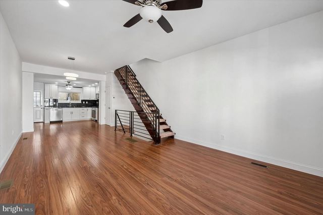 2544 S WATTS ST, Philadelphia, PA 19148